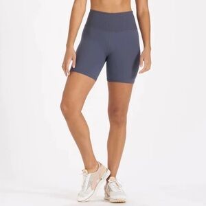 Women's Vuori Rib Studio Grey Biker Shorts